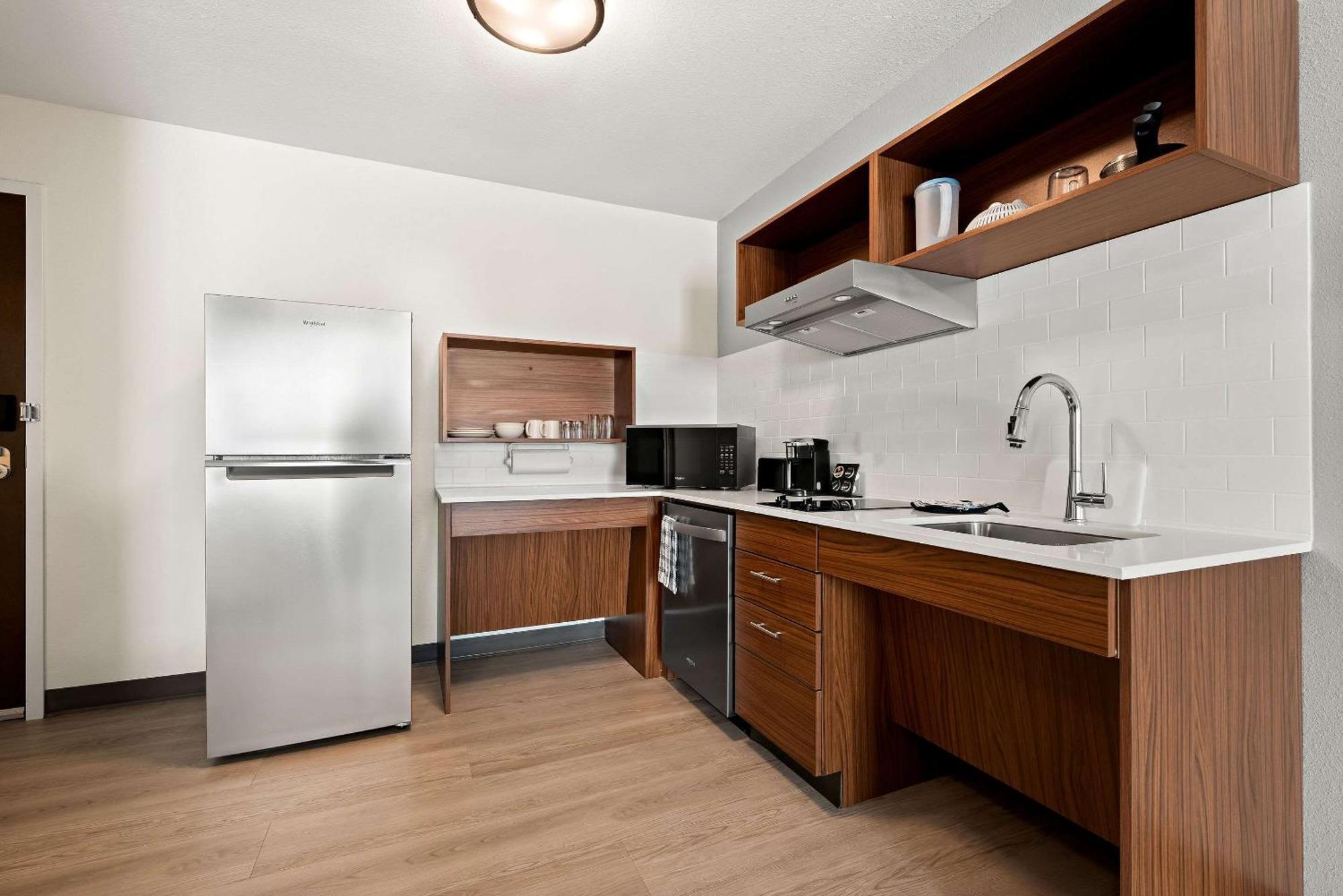 Everhome Suites Huntsville - Research Park ภายนอก รูปภาพ